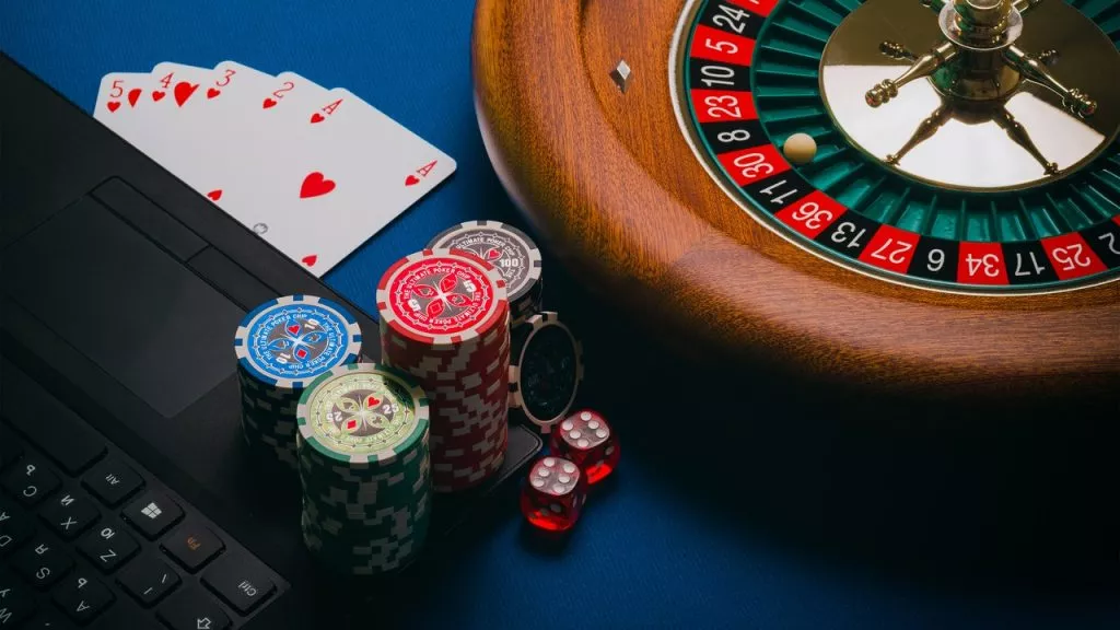 Sind Online-Casino- oder Online-Sportwettangebote nach dem neuen Glücksspielstaatsvertrag 2021 legal oder illegal - Rechtsanwallt holt Glücksspiel Verluste zurück.