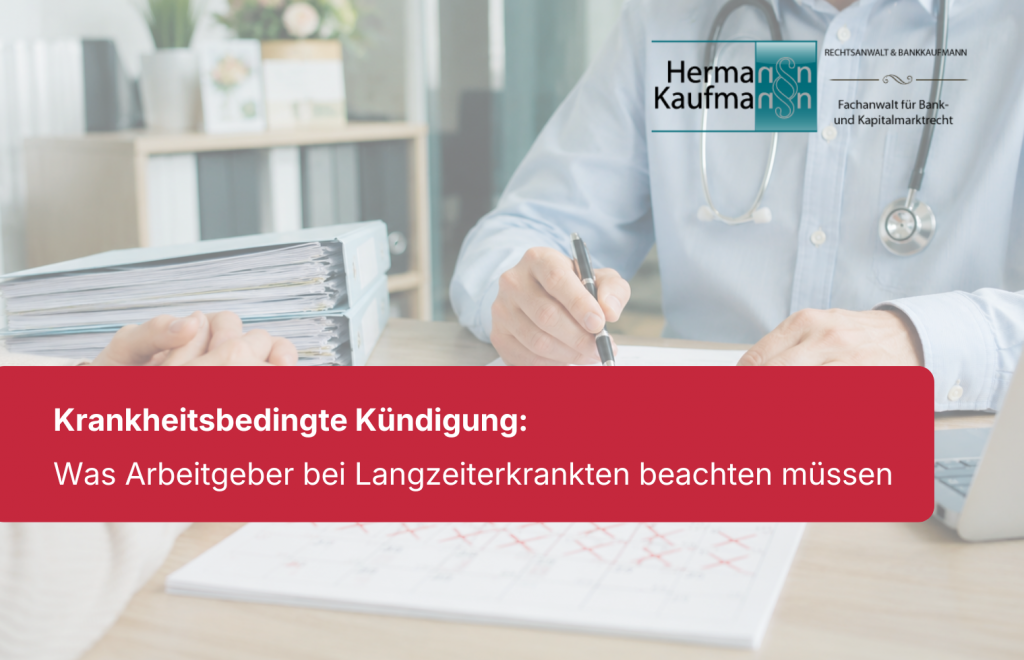 Krankheitsbedingte Kündigung: Was Arbeitgeber bei Langzeiterkrankten beachten müssen 1 Arzt bespricht mit einem Arbeitnehmer Unterlagen zu einer Langzeiterkrankung während eines Beratungsgesprächs in einer Arztpraxis.